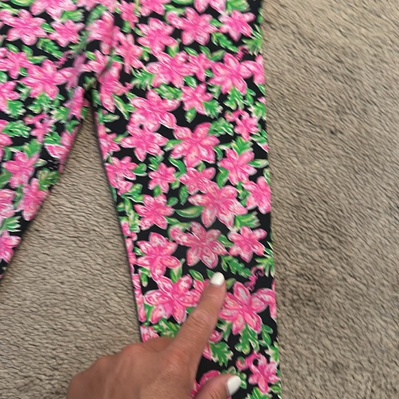 Lilly Pulitzer Girl's Leggings size Small (4-5) - Picture 4 of 4